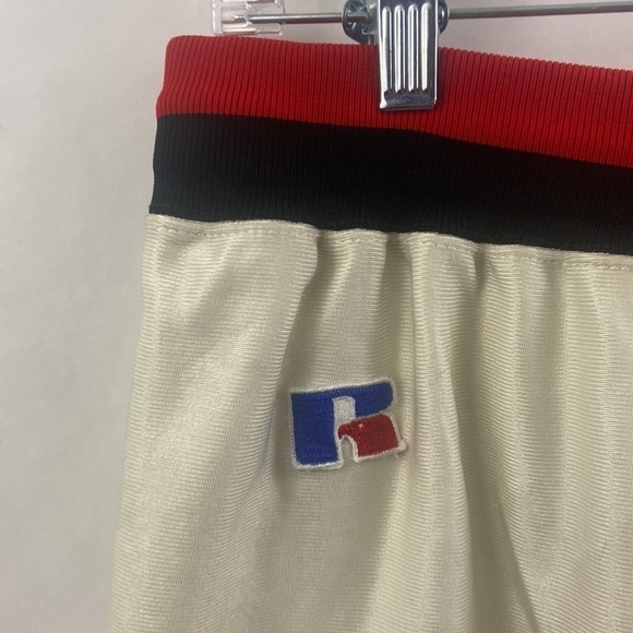 Vintage Russell Athletic Womens Misses Size 16 White Black Red Trim Gym Shorts - Picture 2 of 9